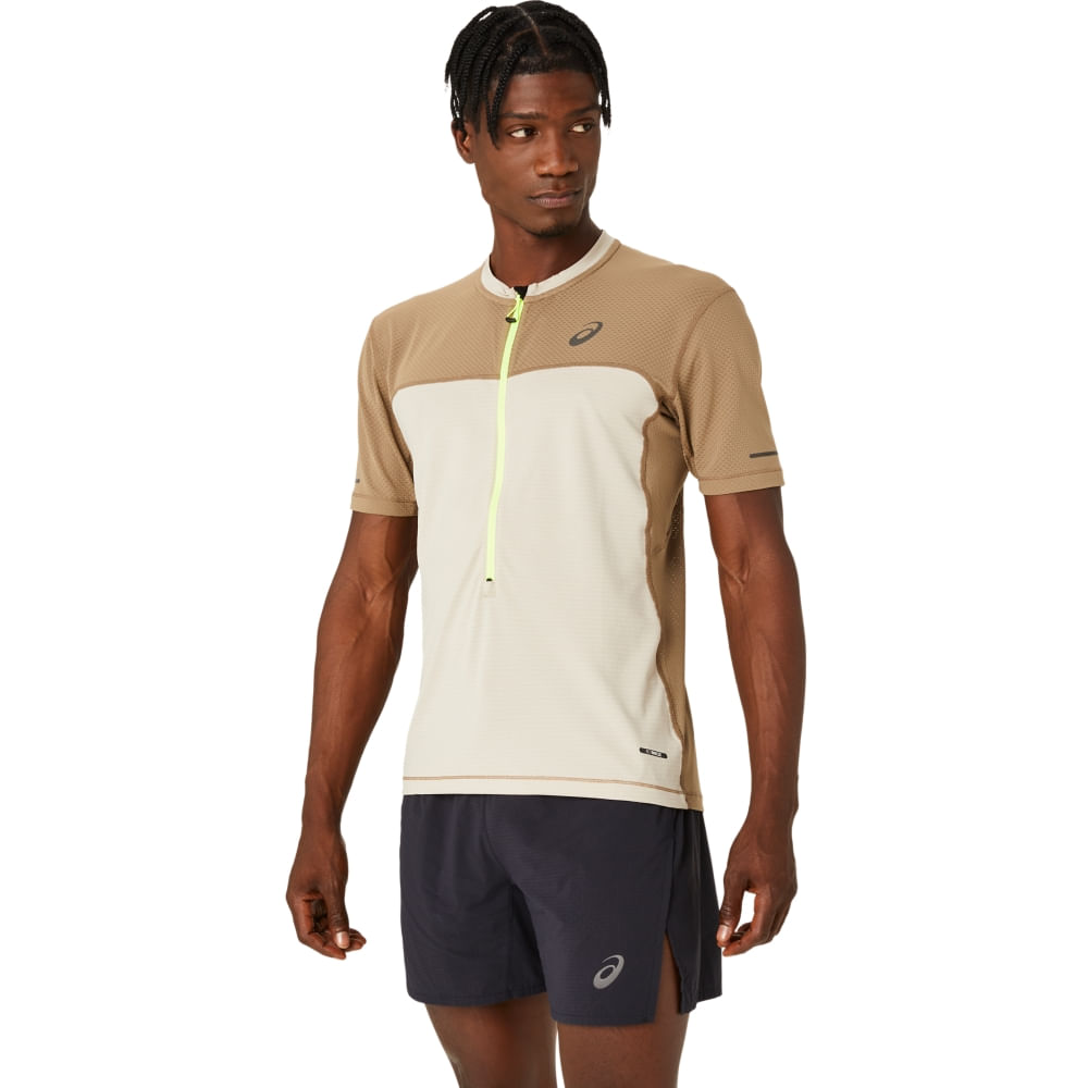 Camiseta ASICS Fujitail - Masculino - Bege/Marrom