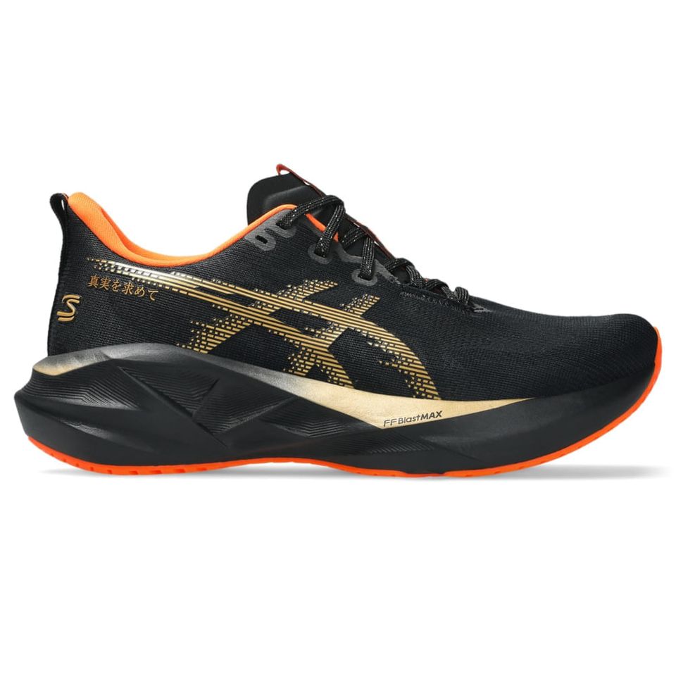 Tênis Asics Novablast 5 Senna Samurai - Feminino - Preto/Dourado
